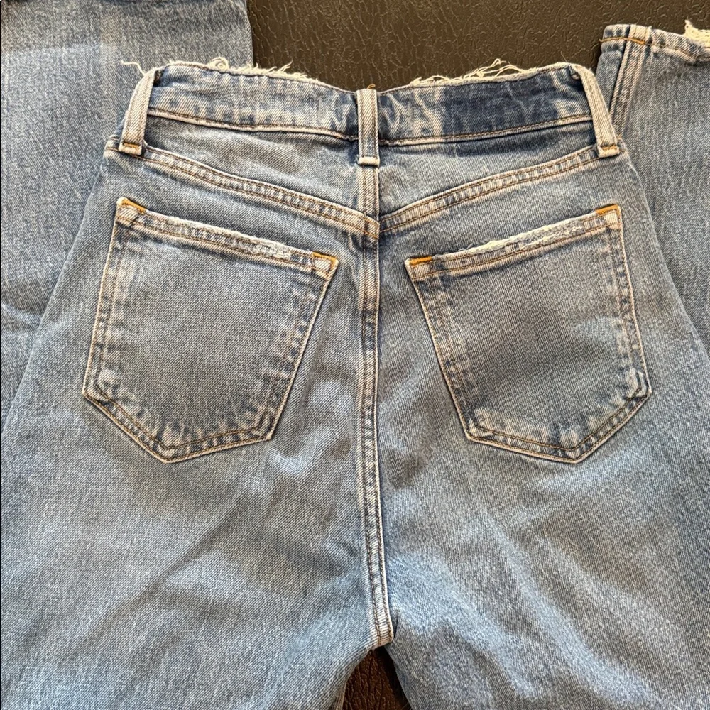Abercrombie & Fitch The 90s Relaxed Jean High Rise Medium Rinse Size 25/0 SHORT - Picture 5 of 6